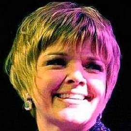 Who is Karrin Allyson Dating Now?