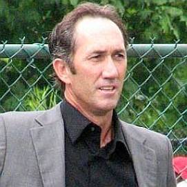 Who is Darren Cahill Dating Now?
