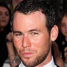Who is Mark Cavendish Dating Now?