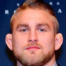 Who is Alexander Gustafsson Dating Now?