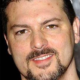 Who is David Hayter Dating Now?