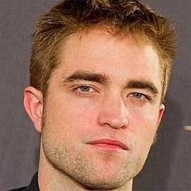 Dating now pattinson robert Robert Pattinson