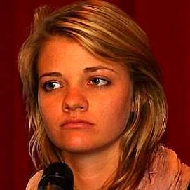 Who is Jessica Watson Dating Now?