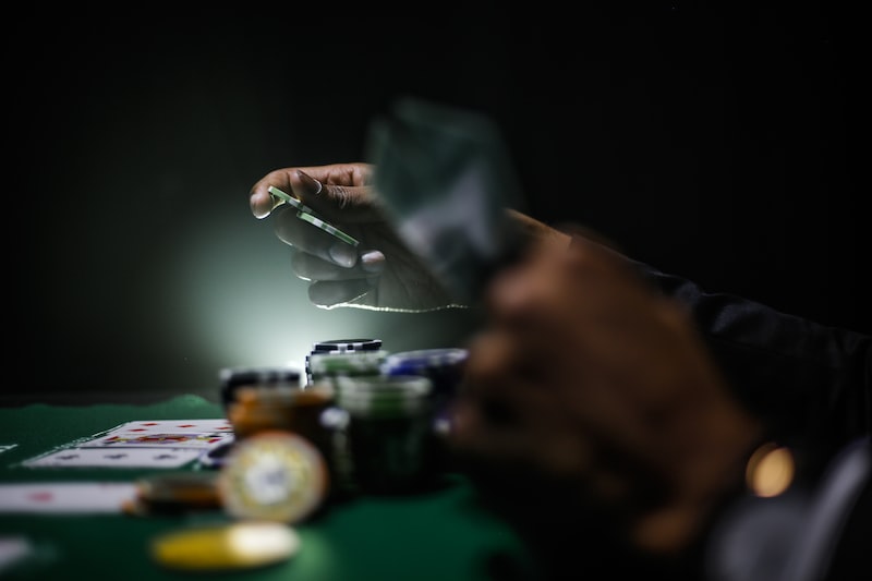 Is There Really a Difference Between Online and Offline Poker?