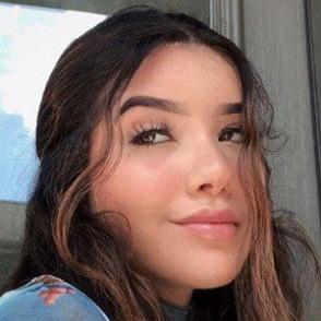 Natalia Estrada dating 2024 profile