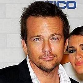 Who is Sean Patrick Flanery Dating Now?