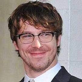 Who is John Gallagher Jr. Dating Now?