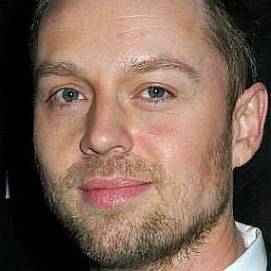 Darren Hayes dating "today" profile