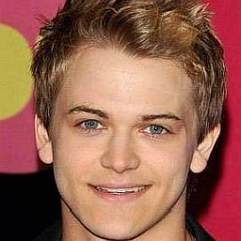 Hunter Hayes dating "today" profile