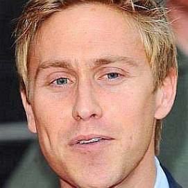 Who is Russell Howard Dating Now?