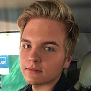 Caleb Lee Hutchinson dating "today" profile