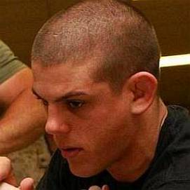 Who is Joe Lauzon Dating Now?