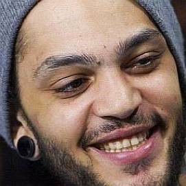Who is Travie McCoy Dating Now?