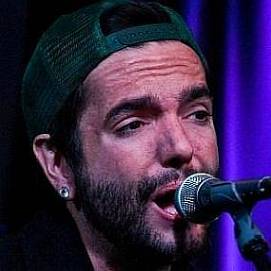 Who is Jeremy McKinnon Dating Now?