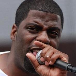 Who is Rhymefest Dating Now?