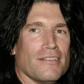 Who is Tommy Thayer Dating Now?